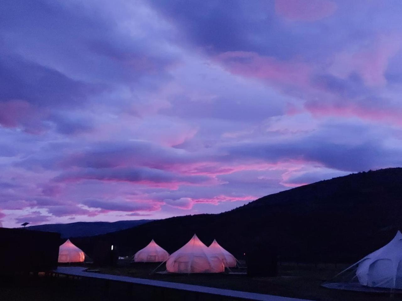 Chilenativo Riverside Camp Torres del Paine National Park Ngoại thất bức ảnh